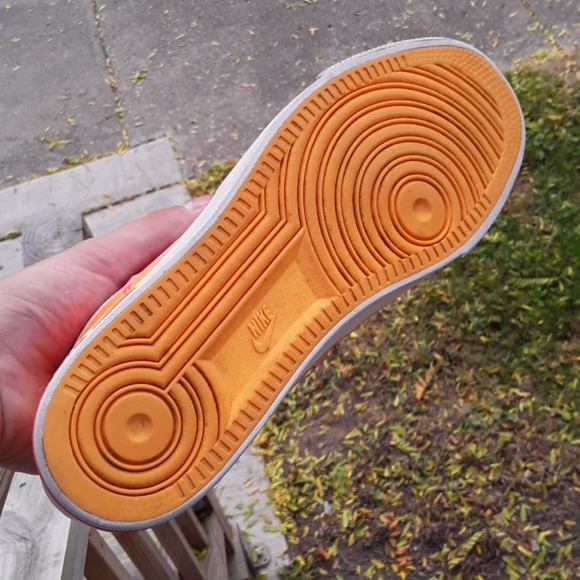 SOLD - Picture 3 of 9